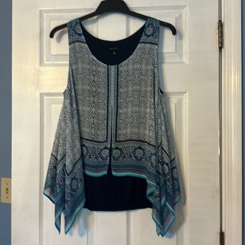 AB studio women’s sleeveless top; size medium
